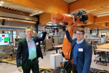 KU Leuven en Universiteit Gent lanceren in West-Vlaanderen een unieke opleiding op maat van de maakindustrie.